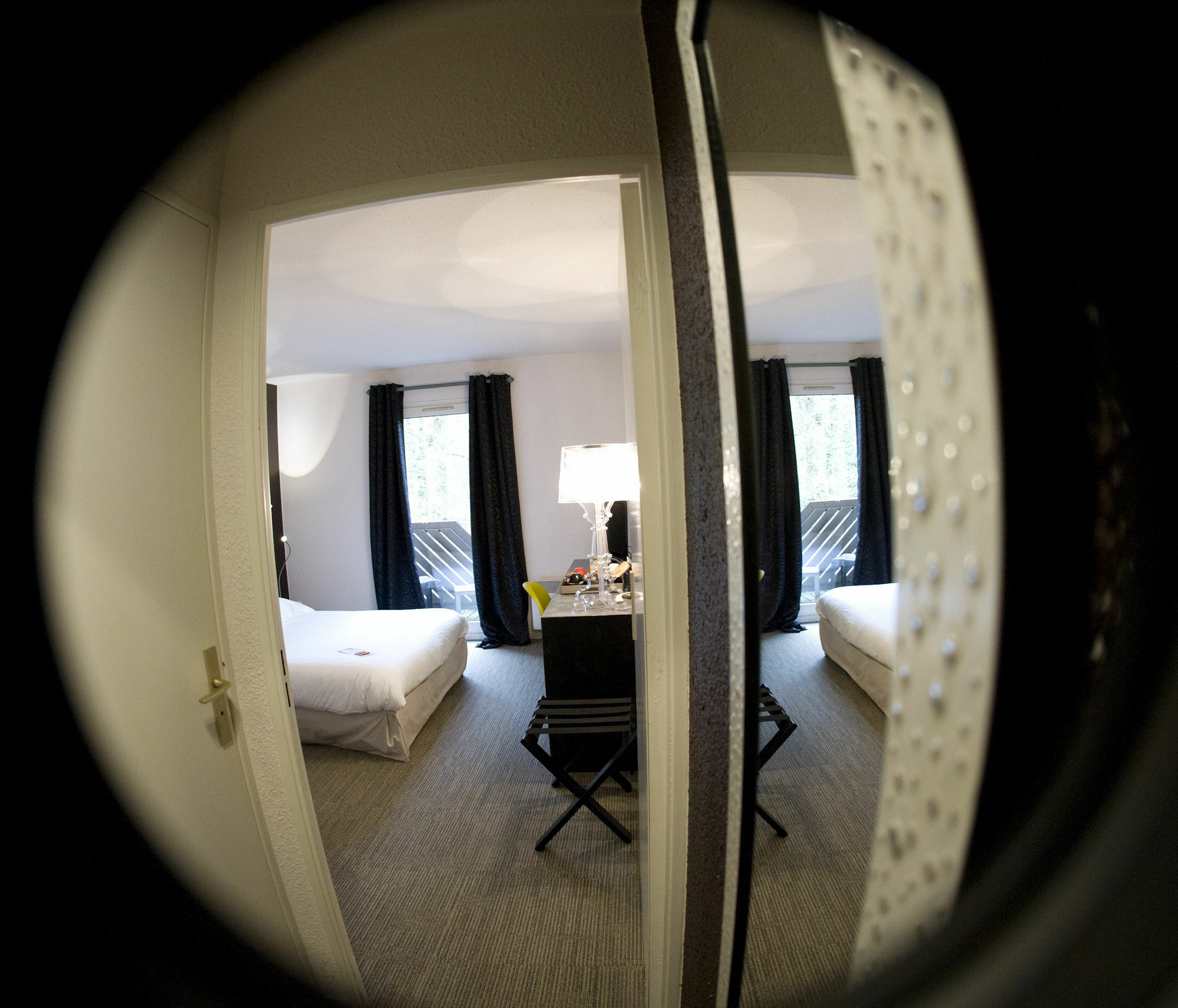 Enzo Hotels Diane - Logis แอมเนวีล ภายนอก รูปภาพ