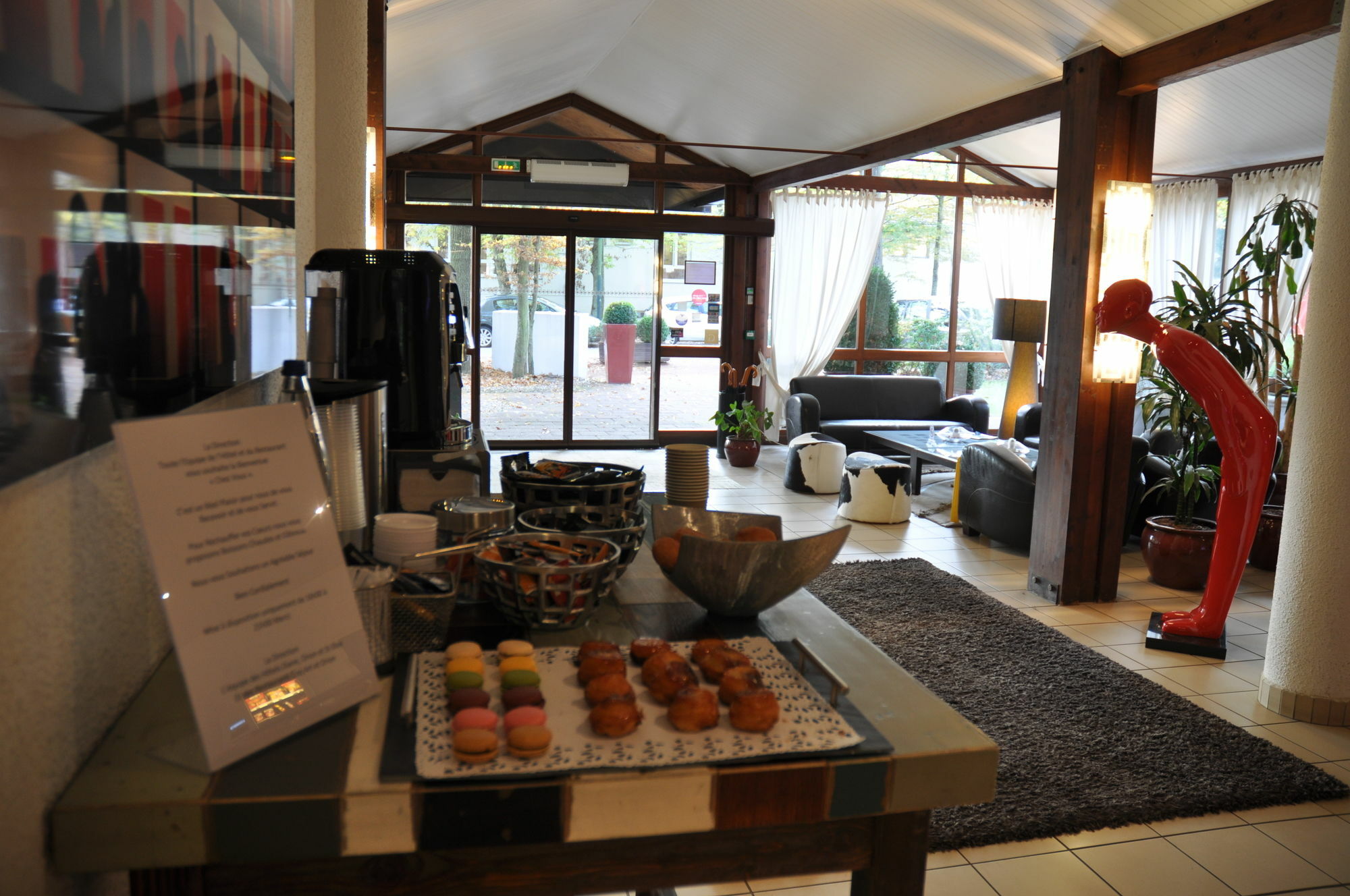 Enzo Hotels Diane - Logis แอมเนวีล ภายนอก รูปภาพ